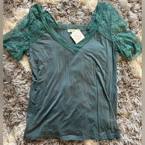 Lace detail top! NWT!
